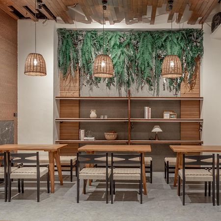Sun Moon Lake Itathao Vacation Inn With Elevator Yuchi Bagian luar foto