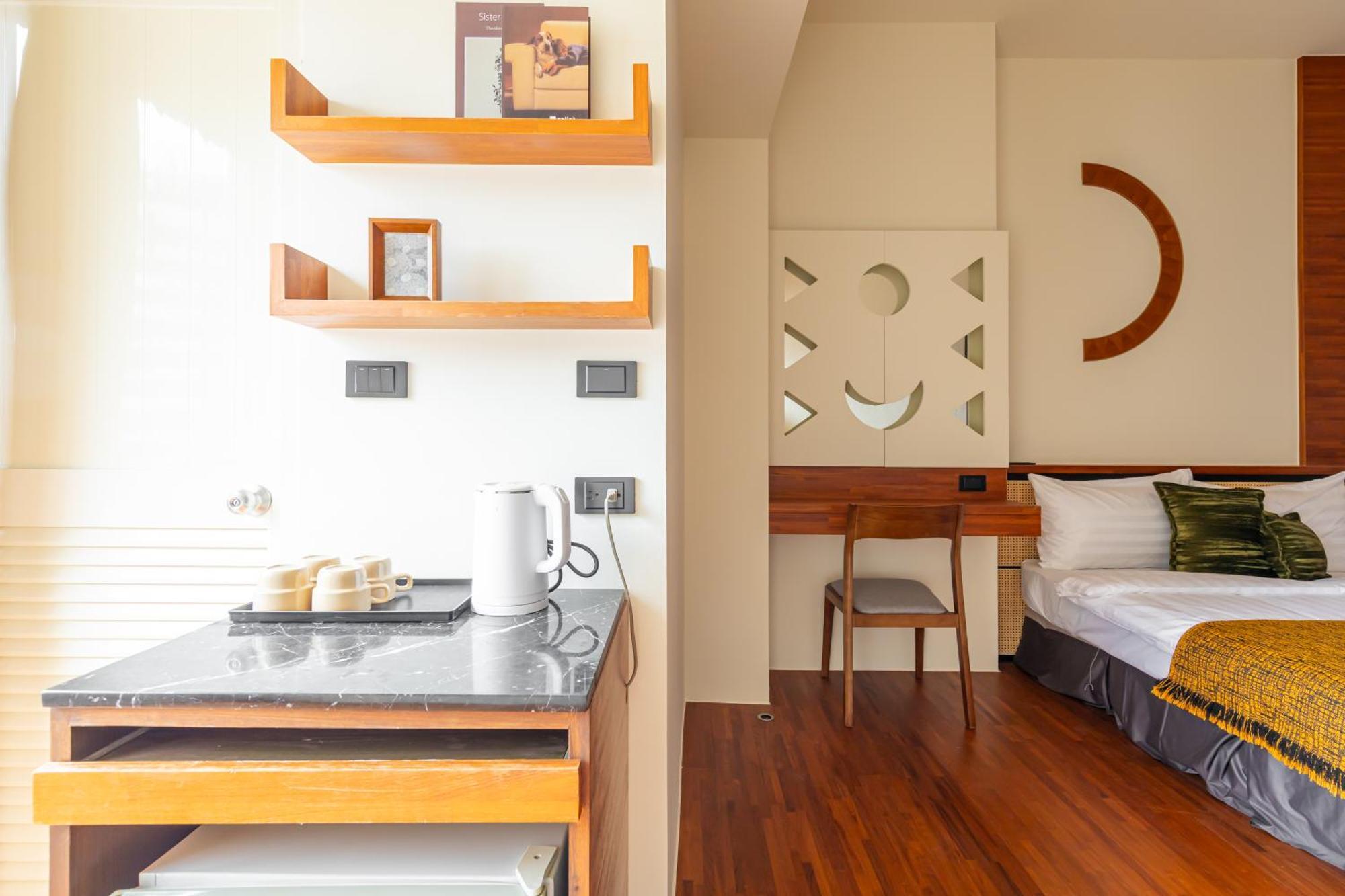 Sun Moon Lake Itathao Vacation Inn With Elevator Yuchi Bagian luar foto