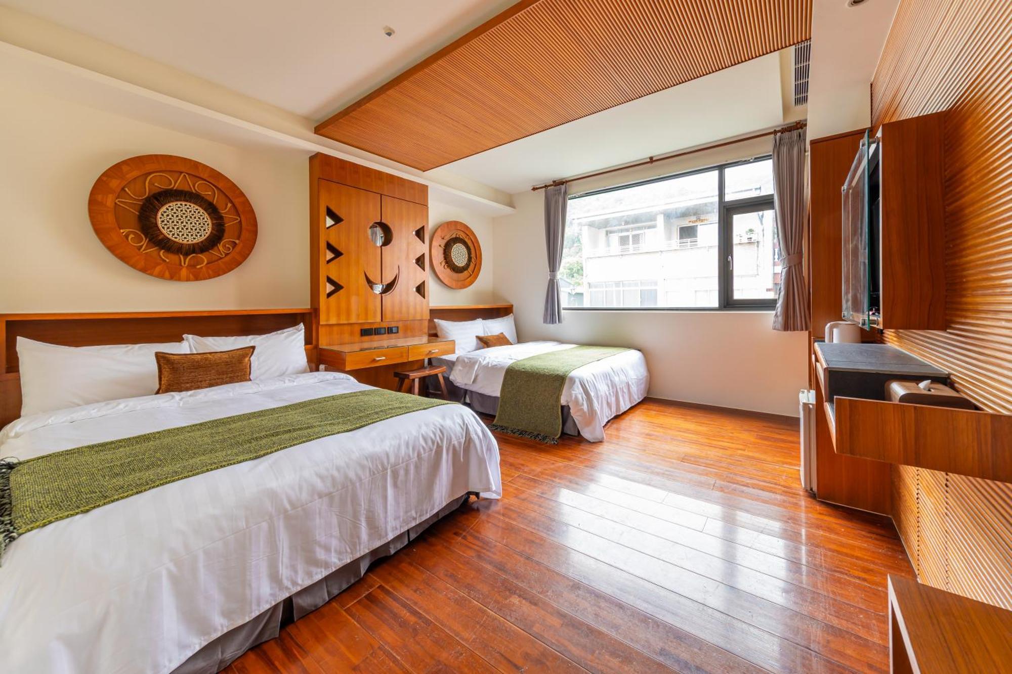 Sun Moon Lake Itathao Vacation Inn With Elevator Yuchi Bagian luar foto