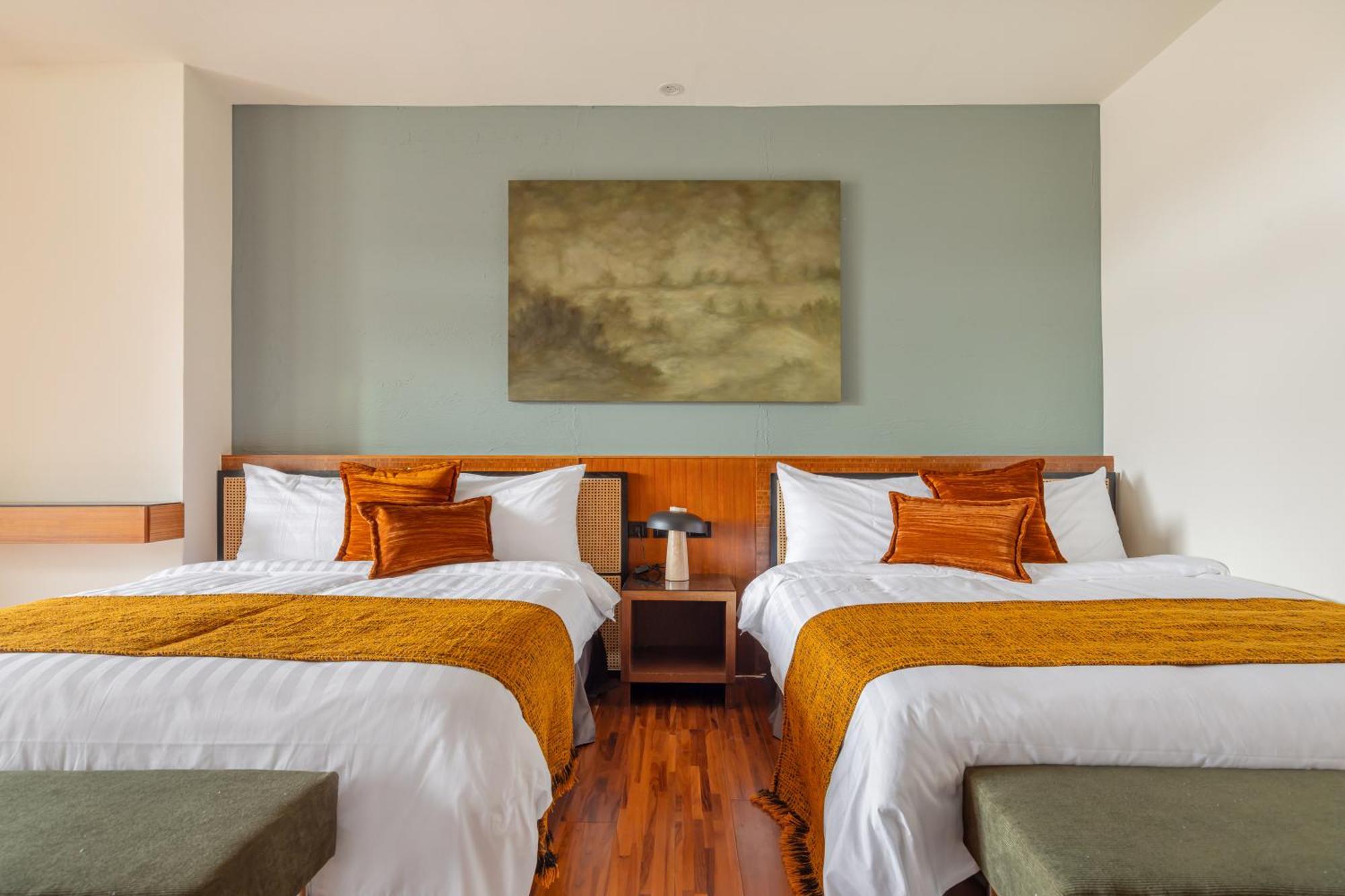 Sun Moon Lake Itathao Vacation Inn With Elevator Yuchi Bagian luar foto